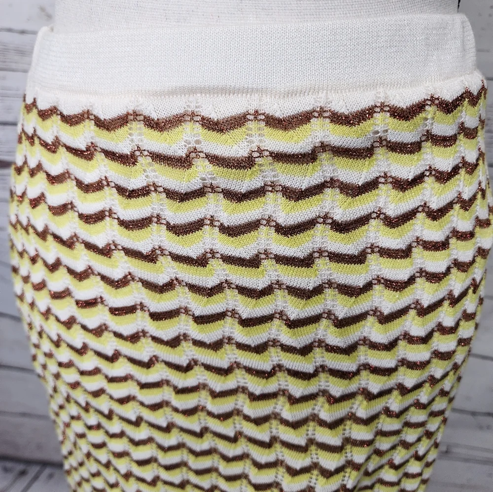 Zara Pointelle Knit Skirt Size Small‎ NWOT